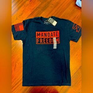 Grunt Style Men's Medium T Shirt Mandate Freedom
